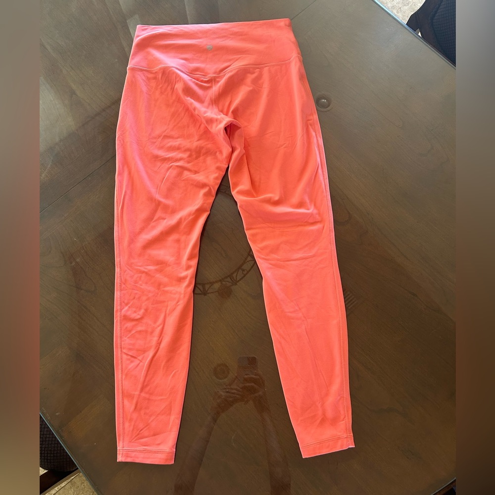 Lululemon - Picture 2 of 3